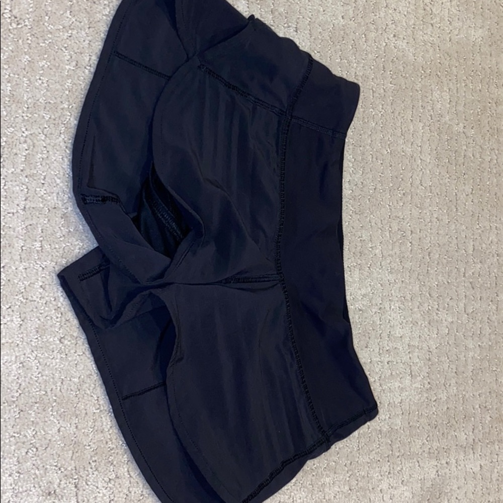Lululemon short shorts